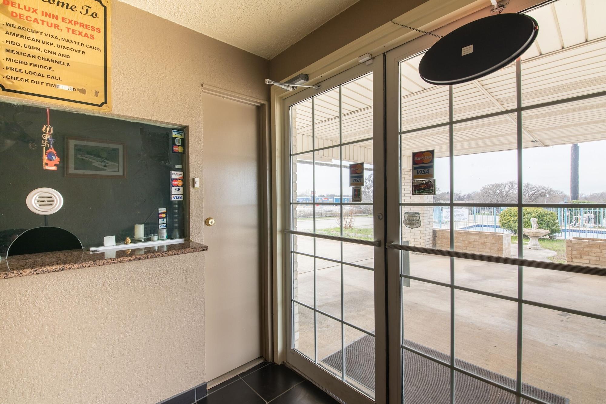 Oyo Hotel Decatur Tx Hwy 287 Northwest Екстериор снимка