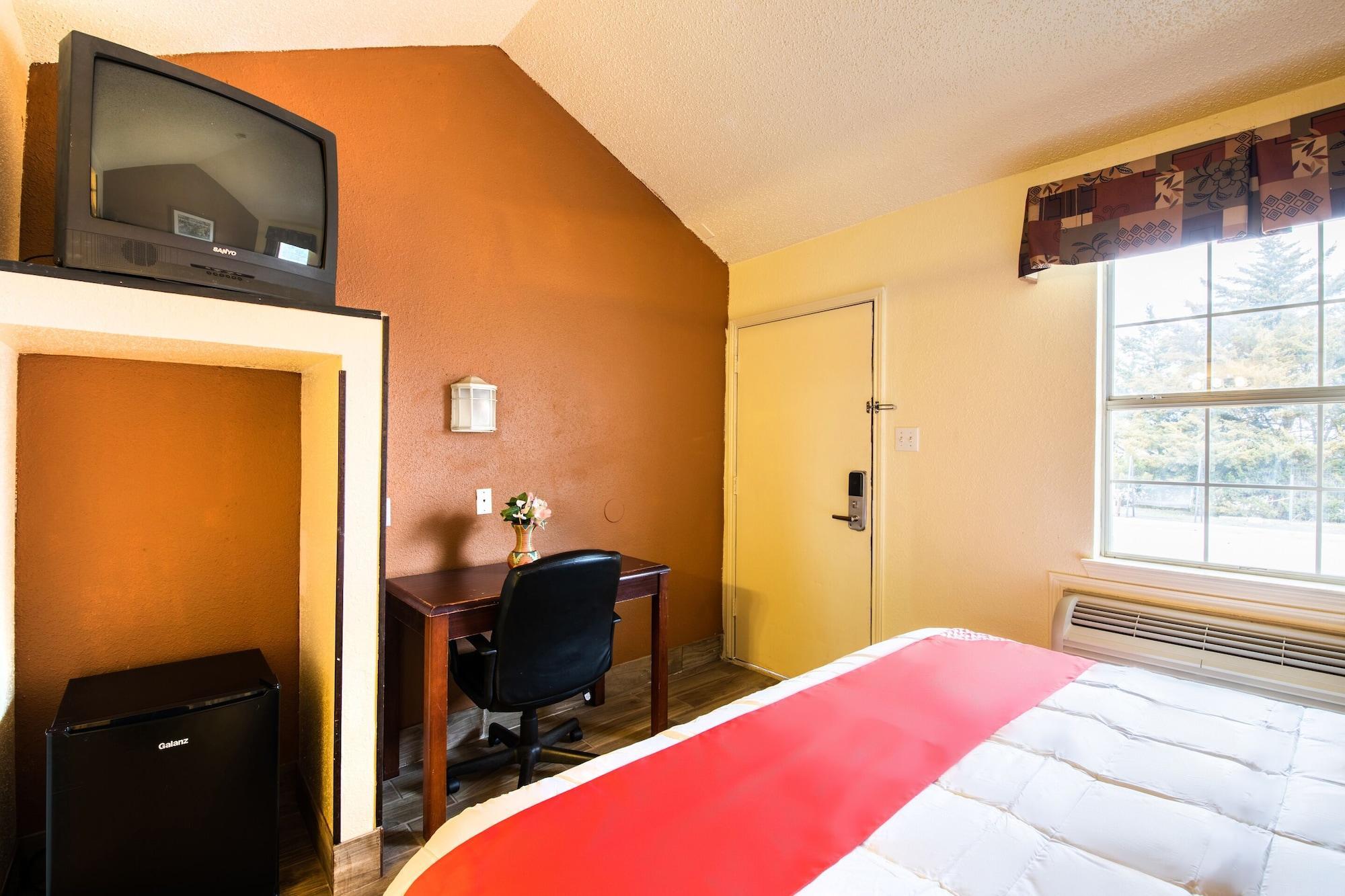Oyo Hotel Decatur Tx Hwy 287 Northwest Екстериор снимка