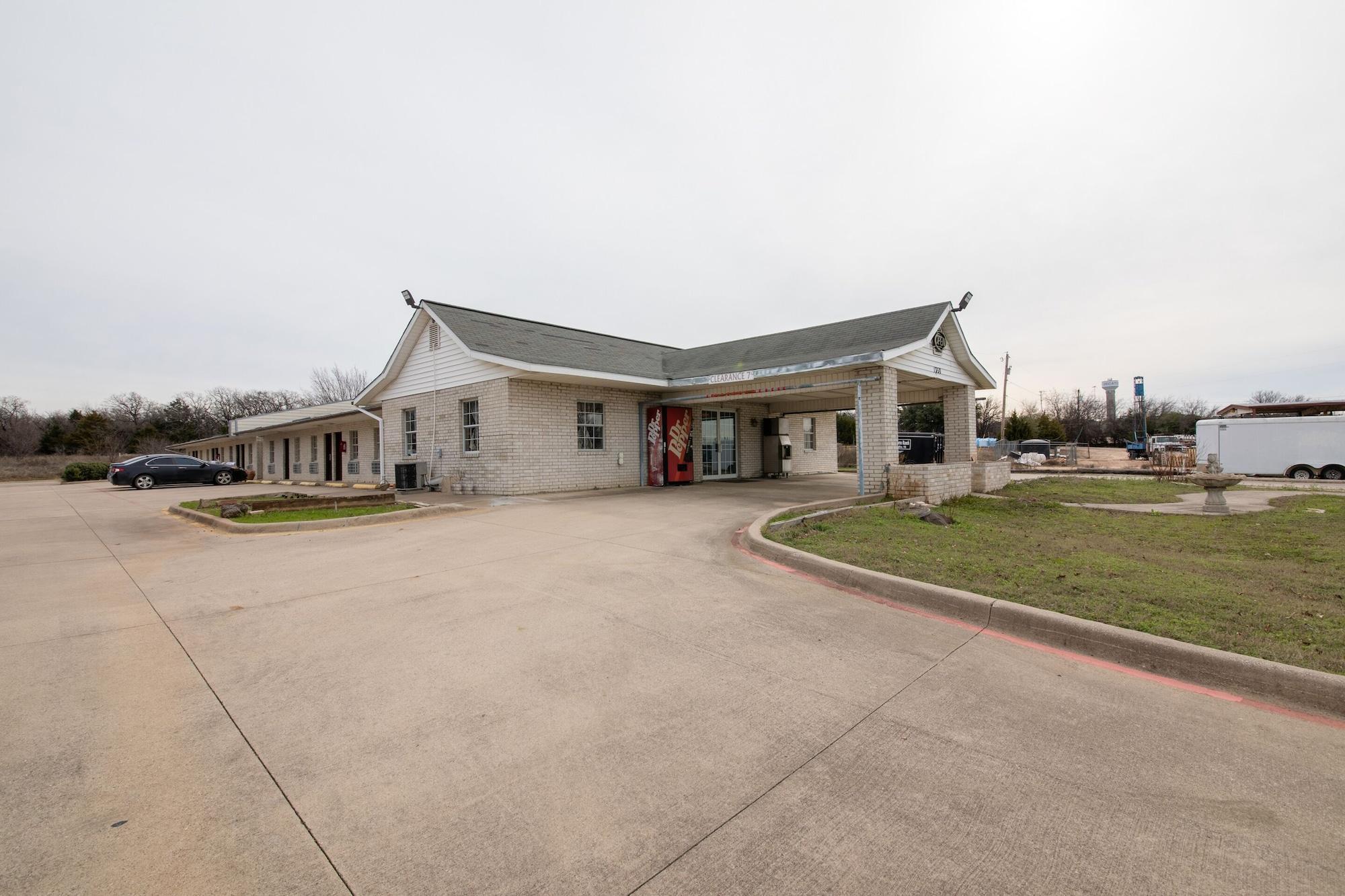 Oyo Hotel Decatur Tx Hwy 287 Northwest Екстериор снимка