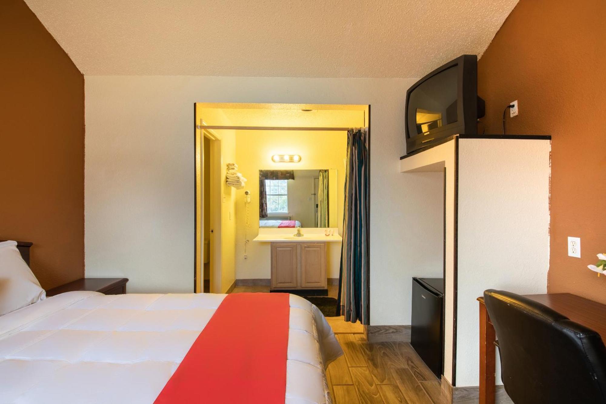 Oyo Hotel Decatur Tx Hwy 287 Northwest Екстериор снимка